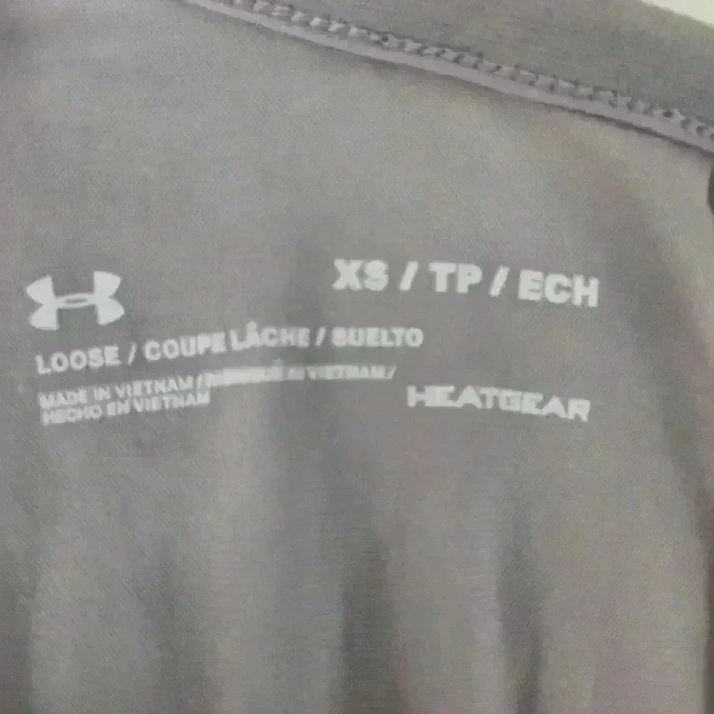 Under Armour | women's | long sleeve | lavender  | athletic top | Size XS - Picture 2 of 5